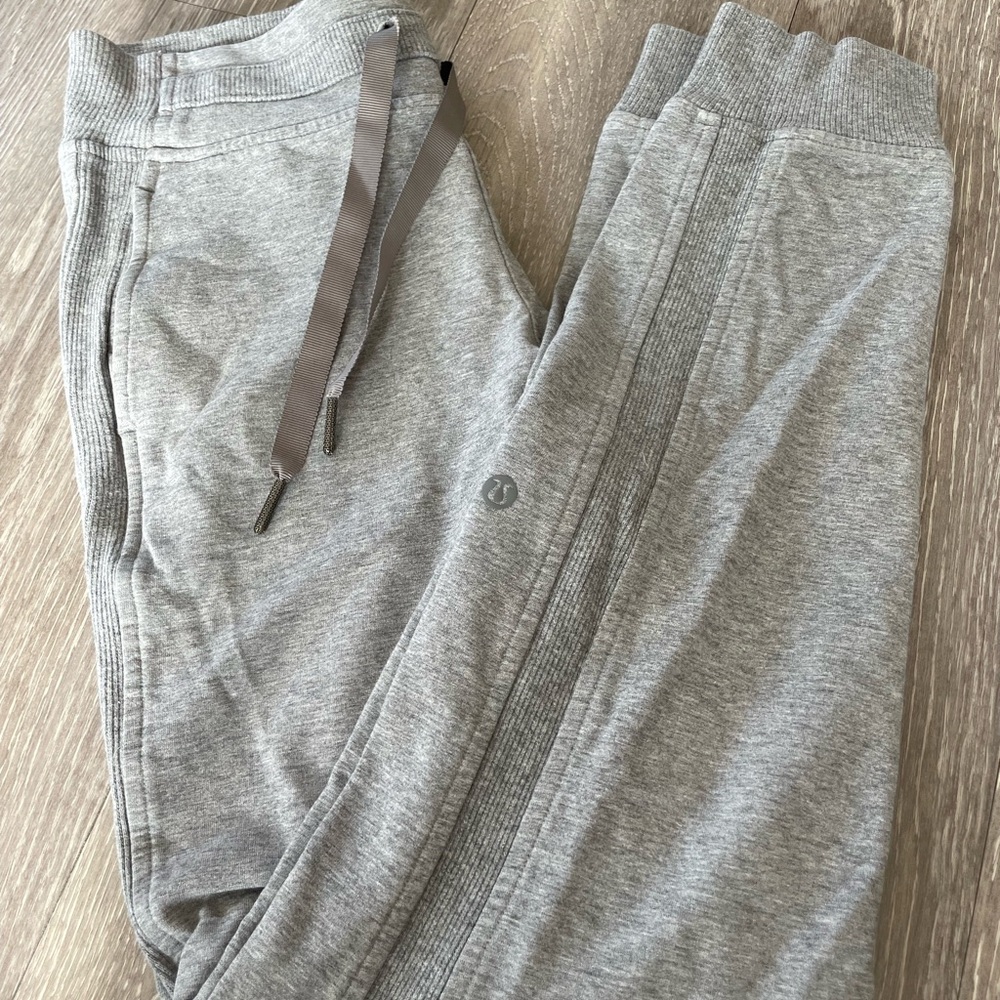 Lululemon Gray Women's Joggers